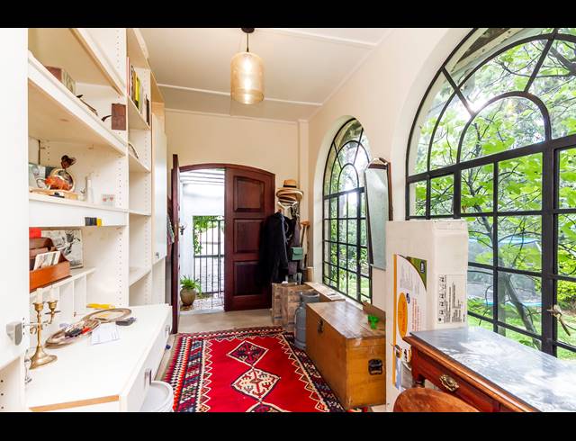 2 BEDROOM HOUSE SOLD IN PARKTOWN NORTH
